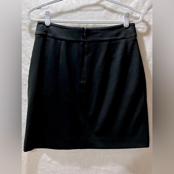 Cabi Agency Skirt - Picture 4 of 7